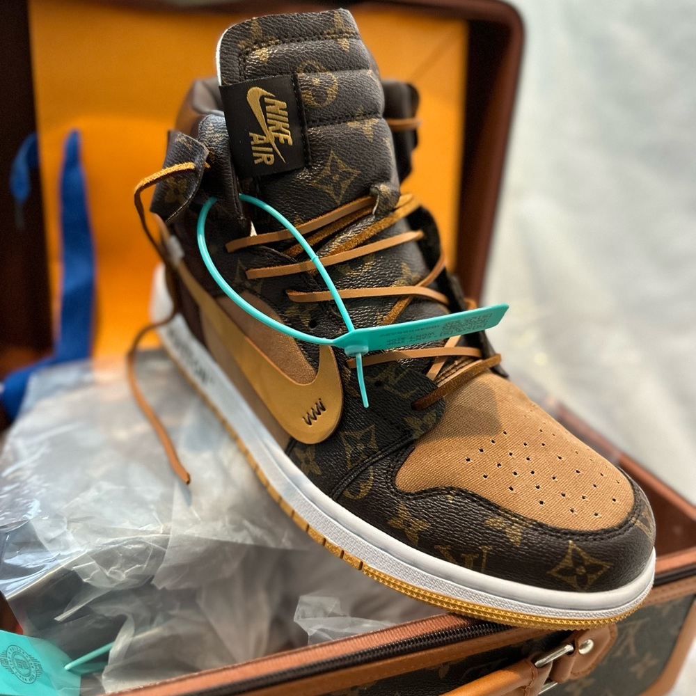 LV OFFWHITE NIKE DUNKS